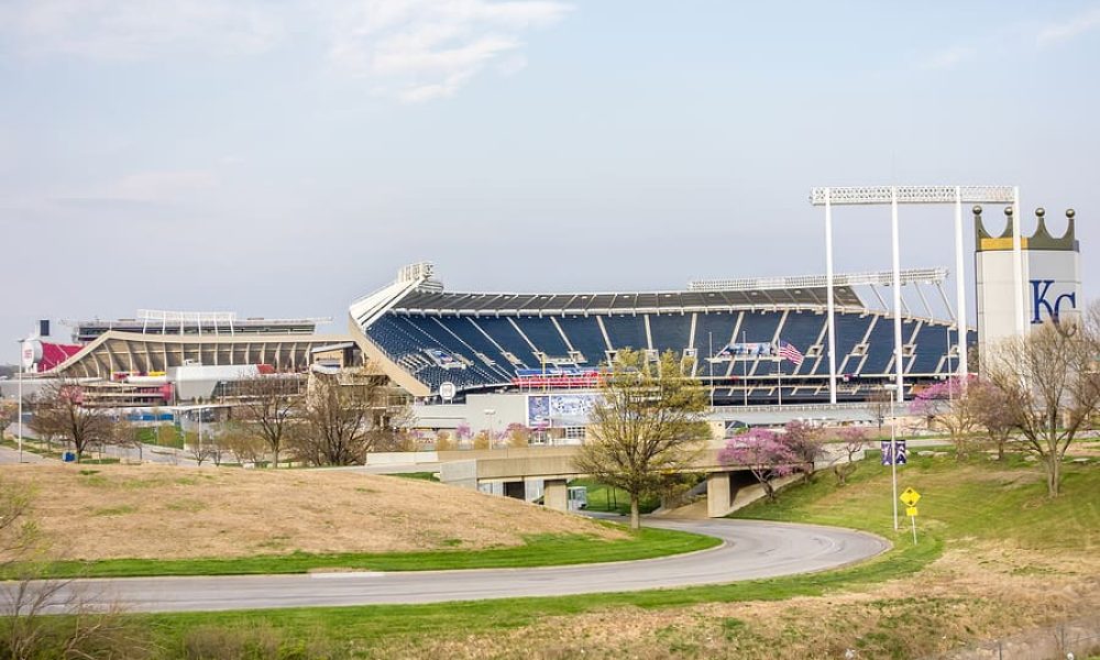 KC Chiefs Moves to Kansas