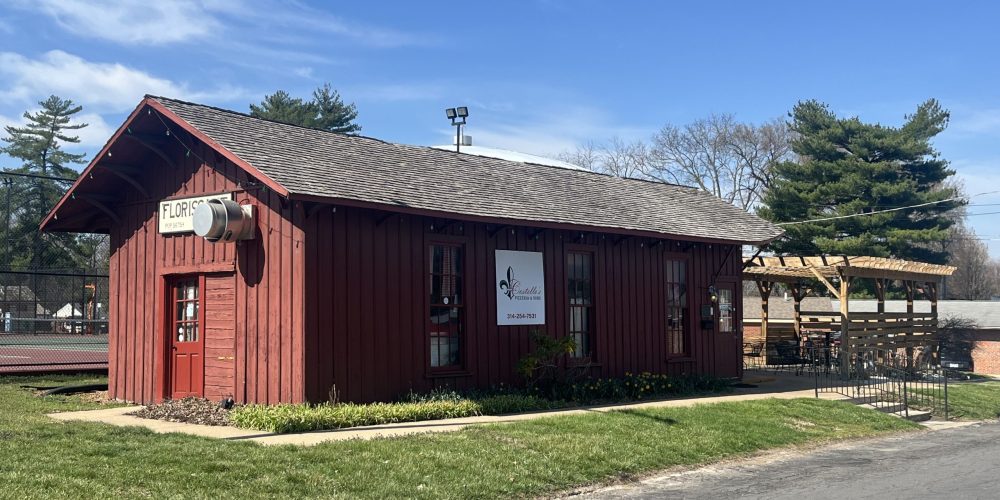 Why Everyone Is Talking About Costello’s Pizzeria & Subs In Florissant