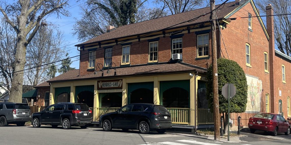 Hendel’s Restaurant In Florissant Earns Featured Recognition